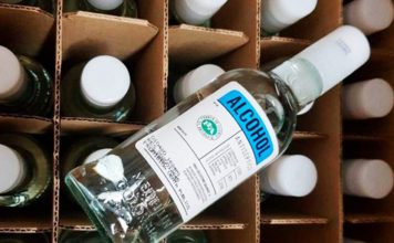 Fábrica de Licores de Antioquia comercializará alcohol antiséptico en supermercados