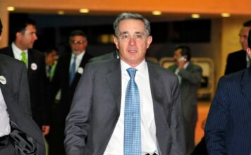 ¡Atención!, Corte Suprema de Justicia impone casa por cárcel a Álvaro Uribe ¡Atención!, Corte Suprema de Justicia impone casa por cárcel a Álvaro Uribe | #SabanetaHoy