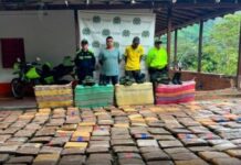 Encuentran varios kilos de marihuana en parqueadero de Barbosa, norte del Valle de Aburrá.