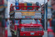 En Girardota se suspende el paso de vehículos tipo chivas por arreglos en una vía