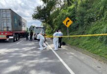 Autoridades encontraron dos cuerpos embolsados en vías de Copacabana y Caldas