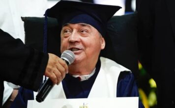¡Orgullo de Caldas !, el Profe Montoya se graduó como licenciado a sus 66 años