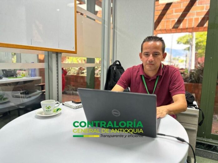 Foto contraloría