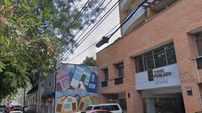 Edifiico en El Poblado.jpeg
