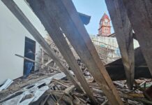 Colapsa el techo de la Casa de la Cultura de Granada