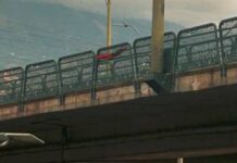 Cerrado Puente de la Madre Laura por bandera del ELN, hay riesgo de explosivos