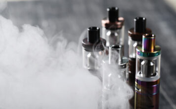 La Ceja prohíbe vapeadores en colegios