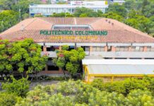 Encapuchados en la Avenida Las Vegas a la altura del Politécnico Jaime Isaza Cadavid