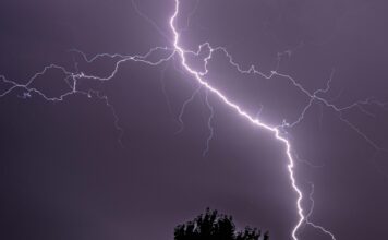 Joven muere por impacto de un rayo en El Bagre