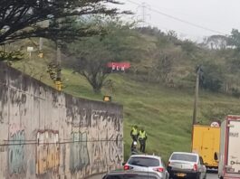 Bandera del ELN aparece en Copacabana