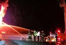 Gran incendio afectó 3 bodegas de Girardota