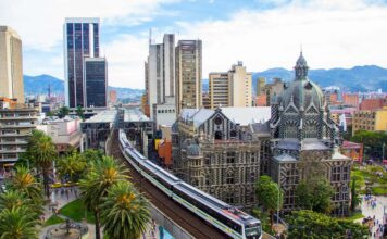 ¿Es más caro vivir en Medellín que en Bogotá? Esto dicen los datos