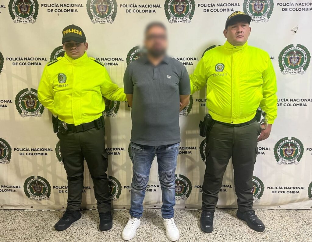 Capturan a cabecilla de “Los Machacos” y otro líder criminal en operativos en Medellín