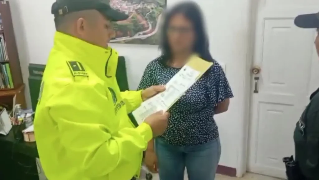 ¡Impresionante desfalco! Capturan a tres exfuncionarios de la Alcaldía de San Roque 1 ¡Impresionante desfalco! Capturan a tres exfuncionarios de la Alcaldía de San Roque