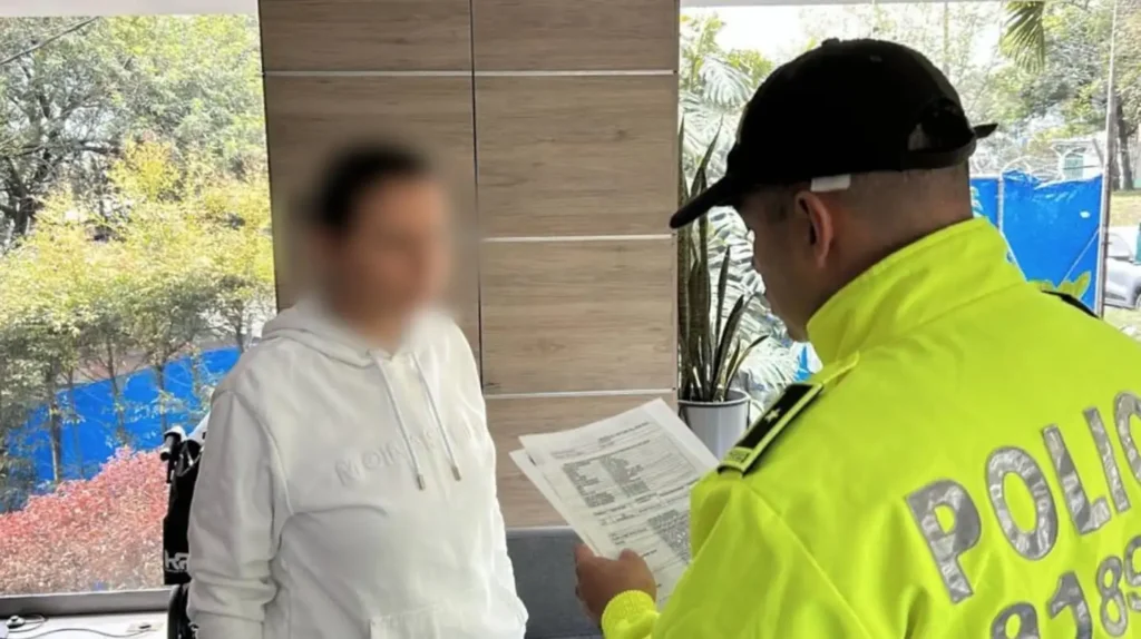 ¡Impresionante desfalco! Capturan a tres exfuncionarios de la Alcaldía de San Roque 2 ¡Impresionante desfalco! Capturan a tres exfuncionarios de la Alcaldía de San Roque
