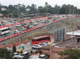 El nuevo intercambio vial al aeropuerto José María Córdova ya está en funcionamiento