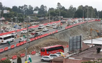 El nuevo intercambio vial al aeropuerto José María Córdova ya está en funcionamiento El nuevo intercambio vial al aeropuerto José María Córdova ya está en funcionamiento