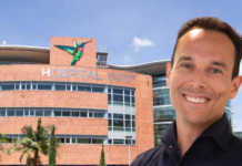 Regresó como médico al hospital donde fue abandonado de bebé para ayudar como radiólogo pediátrico Regresó como médico al hospital donde fue abandonado de bebé para ayudar como radiólogo pediátrico