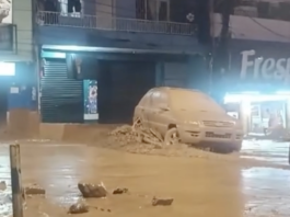 Bomberos atienden emergencia por lluvias en Santo Domingo Savio
