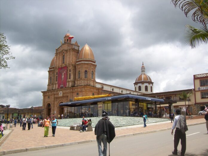 San_Pedro_de_los_Milagros-parque San Pedro de los Milagros celebra sus 35 años de fiesta con sabor a campo
