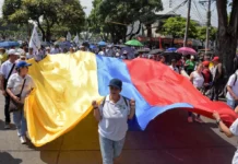 Sintrenal anuncia paro nacional indefinido desde el 14 de julio: más de 7.000 colegios públicos estarían en riesgo de cierre