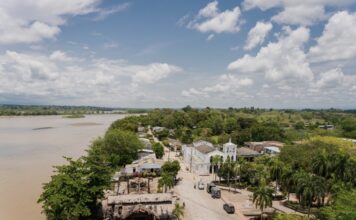 Inundaciones en Puerto Triunfo afectan a más de 200 familias por desbordamiento de río