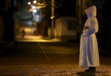 Los animeros: el llamado nocturno de las ánimas que resiste el olvido Animero