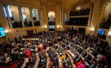 Centro Democrático lidera la votación a la Cámara en Antioquia con el 99 % de mesas informadas
