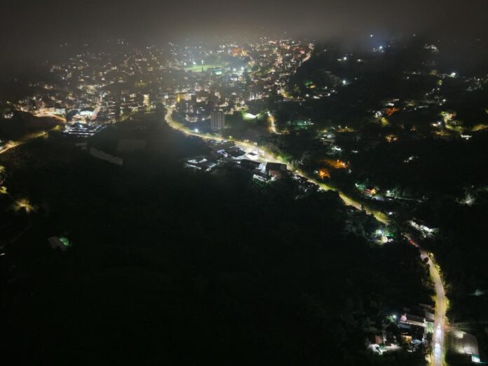 Más luz para la vía